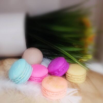 Macaron-shaped scented wax melts