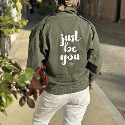 Chaqueta militar "JUST BE YOU"