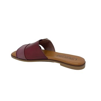 Sandale plate Libera en cuir bordeaux 3