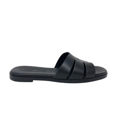 Alya flat sandal in Black leather