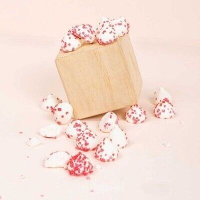 Strawberry flavored mini meringue drops 1.4kg