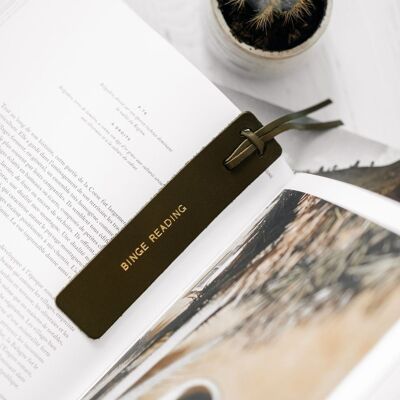 Leather bookmark - Binge reading