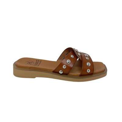 Victoria flat sandal in leather Leather with rivets