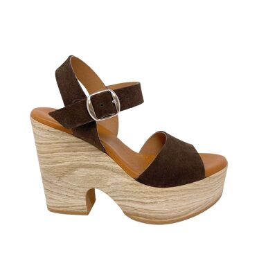 Makena platform sandal in Brown split leather