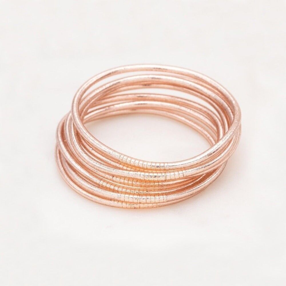 Raffinato braccialetto buddista color champagne