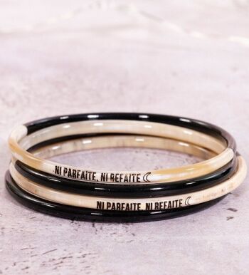 1 Bracelet à message "Ni parfaite, ni refaite"- 3 mm noir