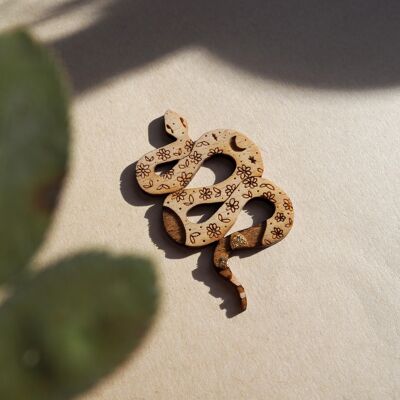 SNAKE brooch