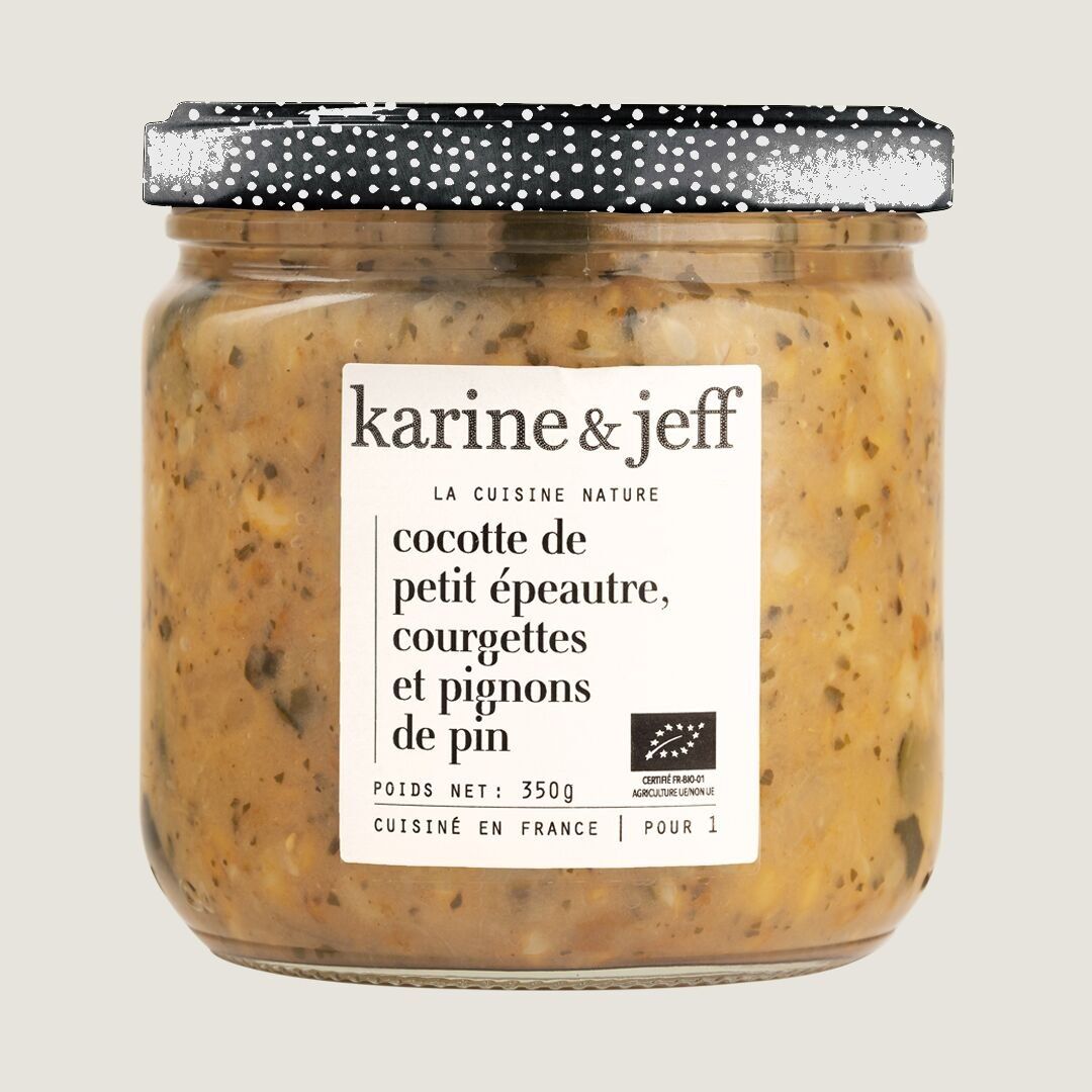 Casseruola di farro, zucchine e pinoli