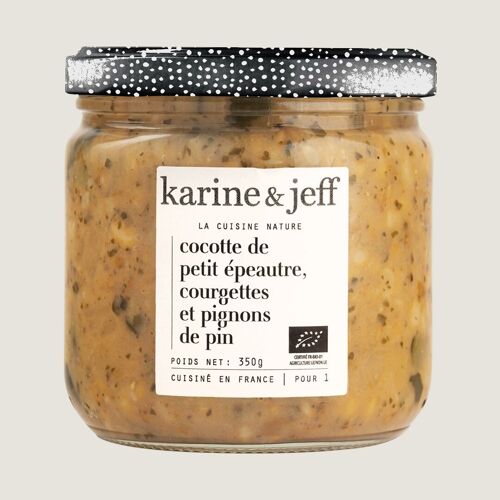 Cocotte de petit épeautre, courgettes et pignons de pin