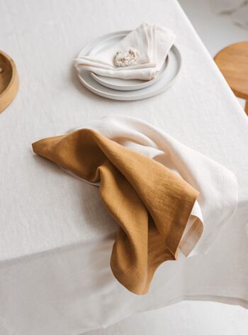 Serviette de table en lin avec coins en onglet • Serviette carrée SABLE BLANC 7