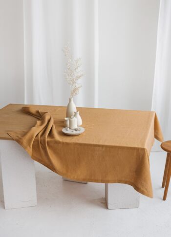 Nappe en lin avec coins en onglet • JAUNE MOUTARDE 142x142cm 3