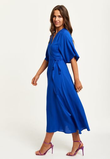 Liquorish - Robe portefeuille longue bleu royal avec manches kimono 3