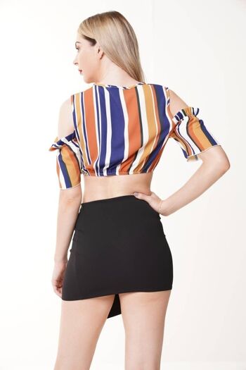 Crop top rayé à épaules dénudées 3