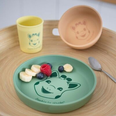 Sophie la girafe meal pack incl. 100% silicone plate, bowl, glass and spoon in its gift box