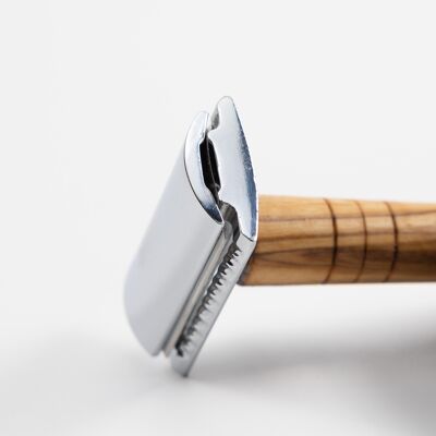 Handmade olive wood safety razor