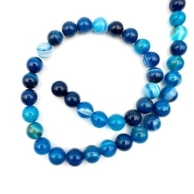 Blue tinted agate row 8 mm