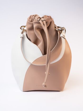 NUDE TULIP BAG 1