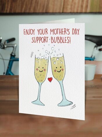 Carte de fête des mères drôle de bulles de soutien 2