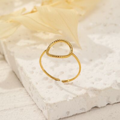 Adjustable golden ring with circle