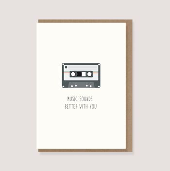 Carte pliée avec enveloppe - "Cassette - La musique sonne mieux avec toi" 1
