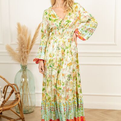 Long bohemian print dress buttoned in front of invisible pockets
