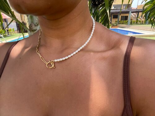 Pearls of Love Necklace Gold