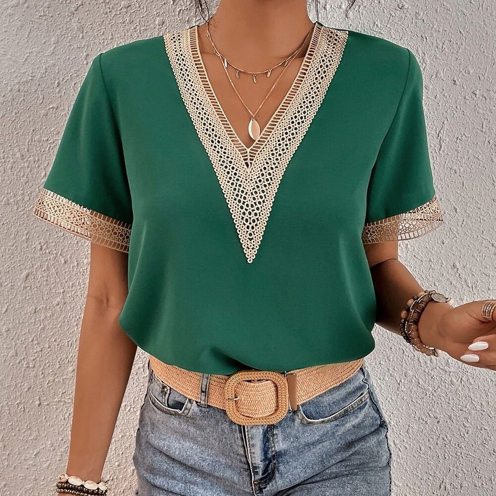 Camiseta suelta de manga corta con cuello en V