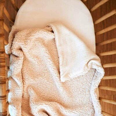 Ecru fleece blanket