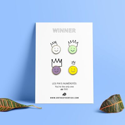 Pins – Gewinner – Smiley x4 – variable Farben