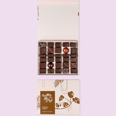 Coffret 30 chocolats Assortiment de ganaches et pralinés enrobés de chocolat noir & lait.