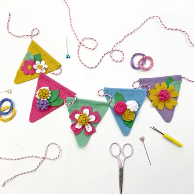 Floral Bunting Felt Kit