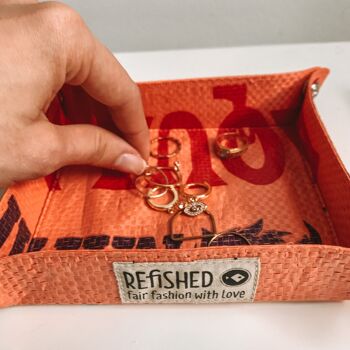 Vide poche 'VIDE POCHE' - sacs d'aliments pour poissons et sacs de ciment recyclés 3