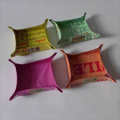 Pocket emptyer 'VIDE POCHE' - upcycled fish feed bags and cement bags.