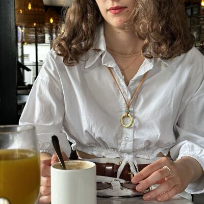 Eve Brillenhalter-Halskette mit Karabiner aus pflanzlich gegerbtem Leder
