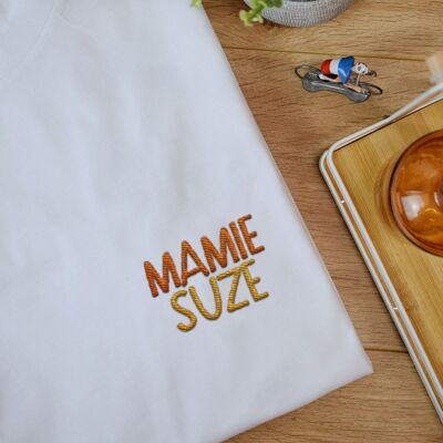 Embroidered T-shirt - Grandma Suze
