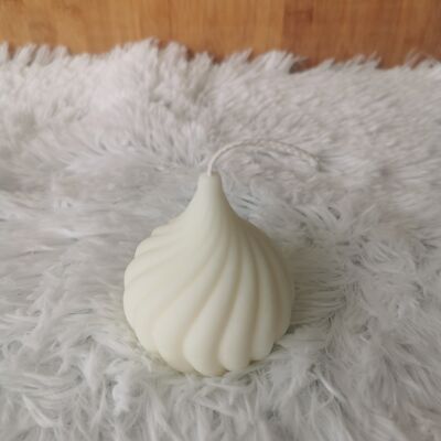White Scented Elegant Candle