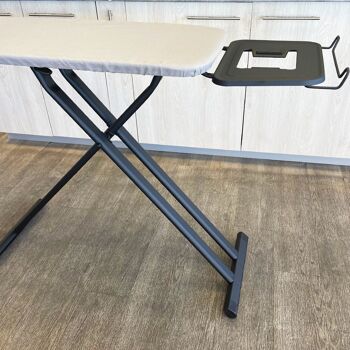 Table à repasser ultra légère pliable LICHT en aluminium 125x40 H92cm avec repose fer et repose centrale vapeur et roulette 4