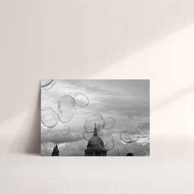 Foto card A5 of bubbles in front of St. Pauls in London