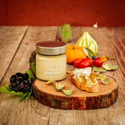 Artichoke pate with extra virgin olive oil