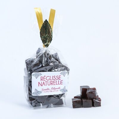 Cut natural licorice