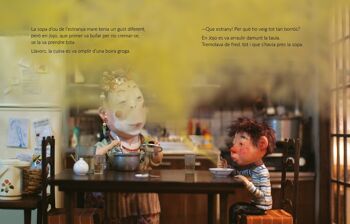 Livre pour enfants : L'estranya mare 2