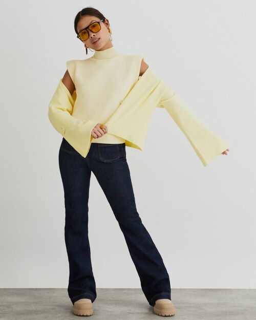 Smile and Wave 90s Cropped Knit Cardigan In Yellow