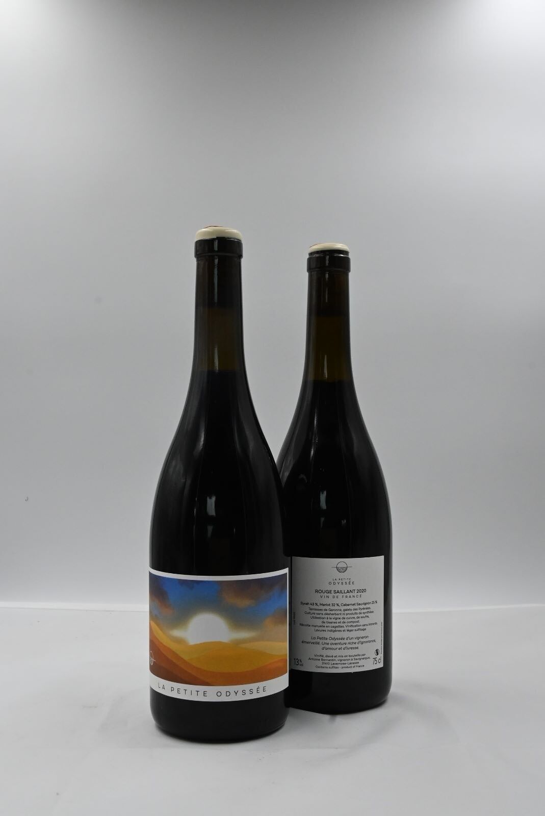 La piccola odissea rossa saliente