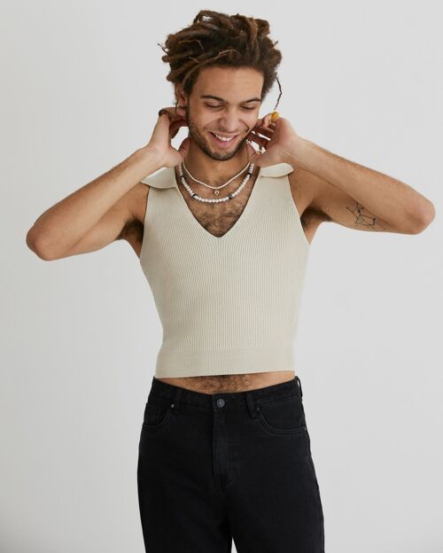 The Hamptons Coopers Beach Cropped V Neck Knit Tank Top With Collar In Beige