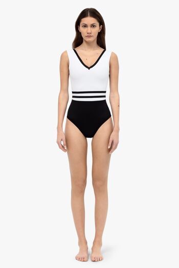 QUINTESSENTIAL SWIMSUIT - Black and White 1