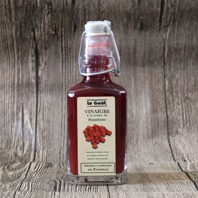 Raspberry pulp vinegar