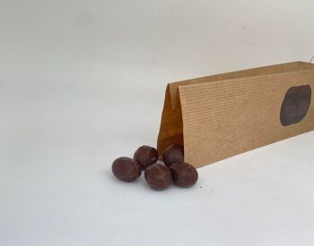 Pâques : 12 petits oeufs noir laiteux 60% cacao 2