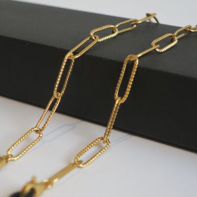 Golden glasses chain with striated rectangular links, CASSANDRE model