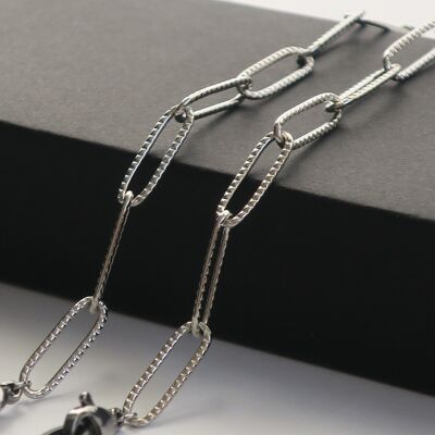 Silver glasses chain with striated rectangular links, NAUSICAA model