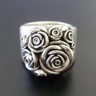 Vintage Style Roses Carved Ring